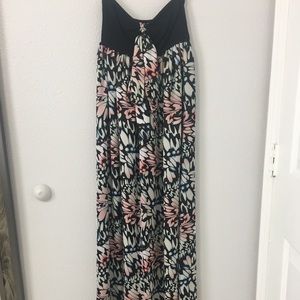 Bebe Maxi Dress